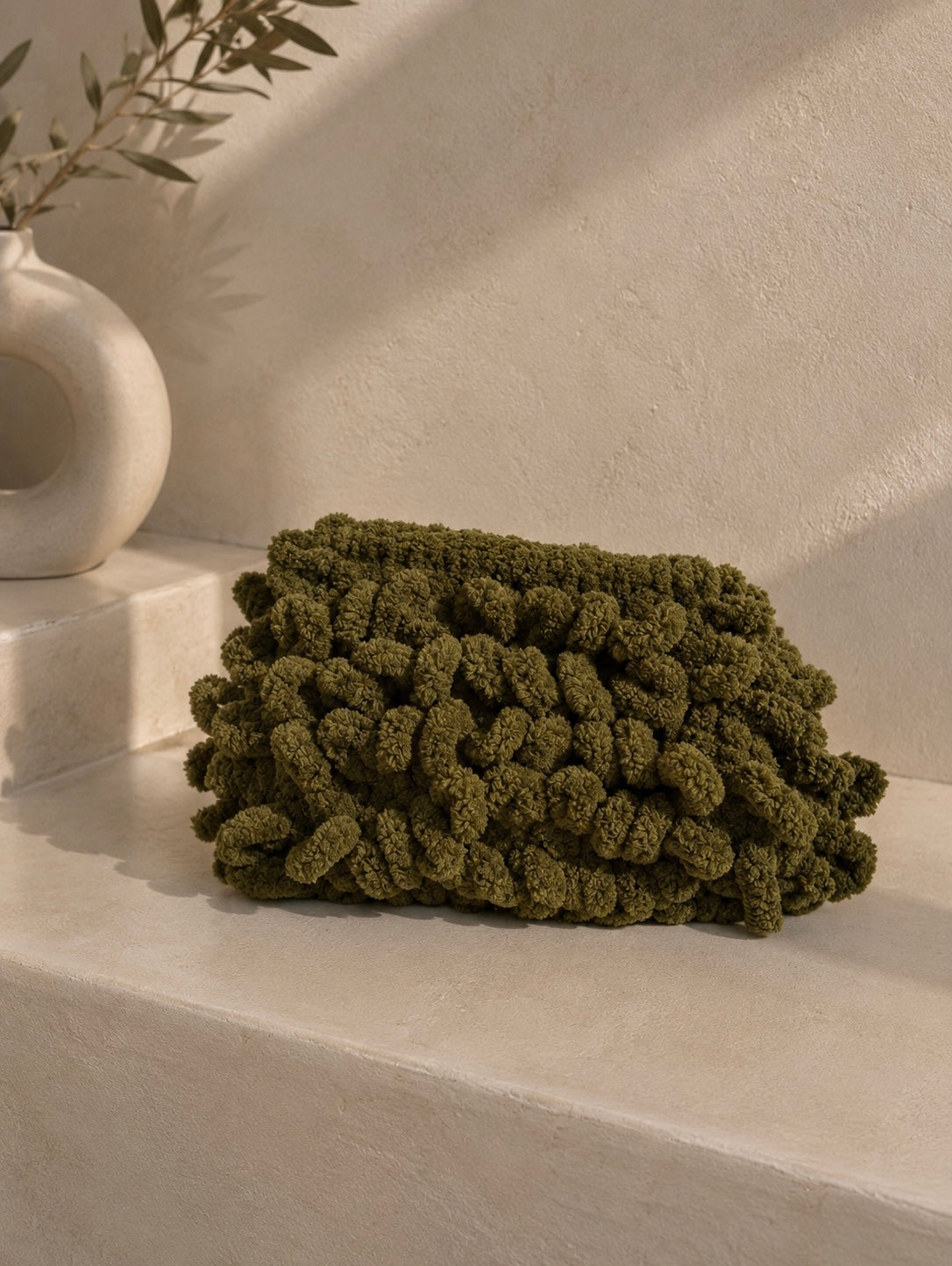 OLIVE PUFFY BAG