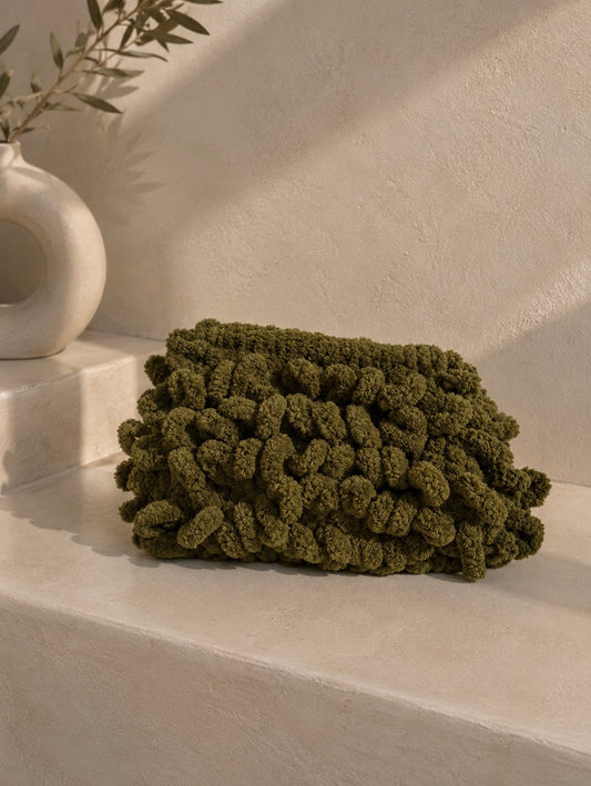 OLIVE PUFFY BAG