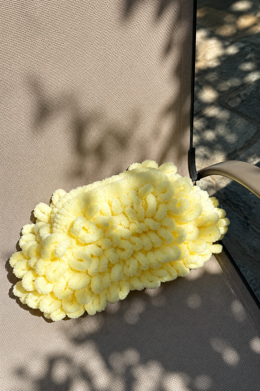 BUTTER LEMON PUFFY BAG (M)