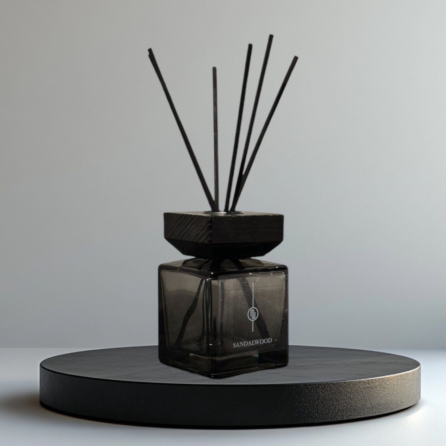 ΑΡΩΜΑΤΙΚΟ ΧΩΡΟΥ ΜΕ ΣΤΙΚΣ ΤΕΤΡΑΓΩΝΟ ΓΥΑΛΙΝΟ ΜΑΥΡΟ - REED DΙFFUSER 150ML